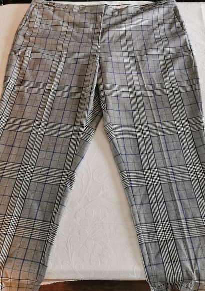 Halogen Blue & Gray Plaid Cropped Pants Size 18 - Picture 1 of 6